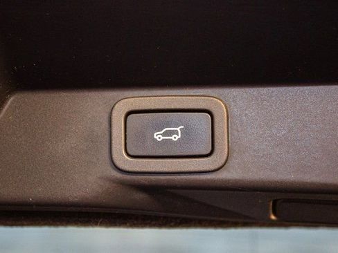 Used 2016 Land Rover Range Rover Sport Supercharged image 15