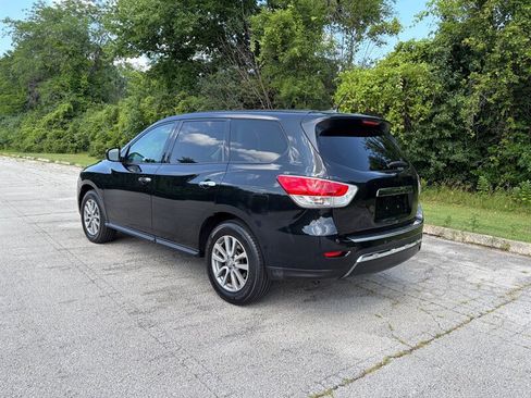 Used 2015 Nissan Pathfinder SV w/ Cargo Package AWD/4WD image 3
