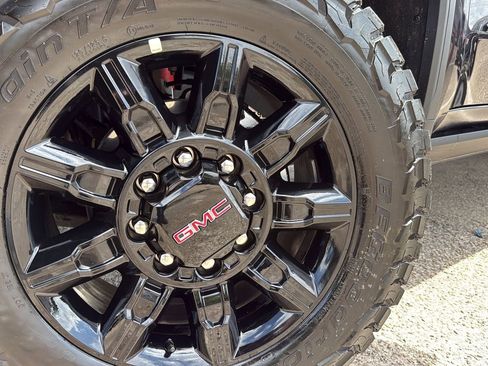 Used 2026 GMC Sierra 3500 AT4 w/ AT4 Premium Plus Package AWD/4WD image 29