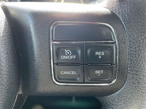 Used 2018 Jeep Wrangler Sport image 13