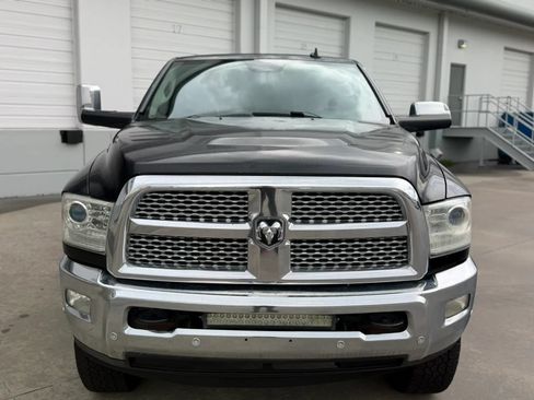 Used 2016 RAM 2500 Laramie AWD/4WD image 3