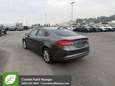 Used 2018 Ford Fusion Energi SE FWD image 5