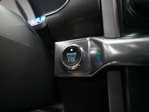 Used 2022 Ford F150 Lariat w/ Equipment Group 502A High image 29