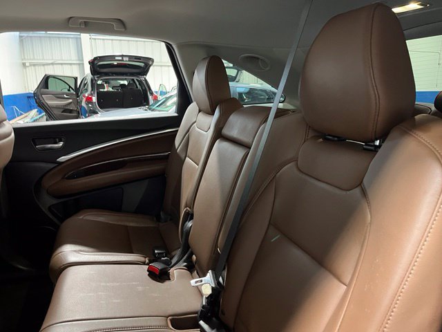 Used 2017 Acura MDX w/ Technology Package AWD/4WD image 19