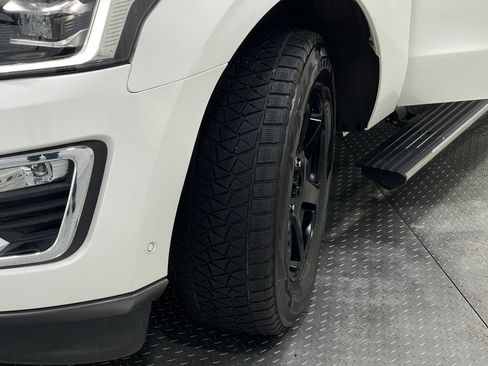 Used 2021 Ford Expedition Limited image 38