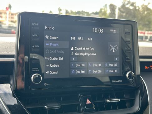 Used 2022 Toyota Corolla SE w/ SE Premium Package image 16