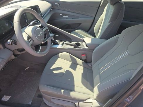 New 2025 Hyundai Elantra Sport image 27