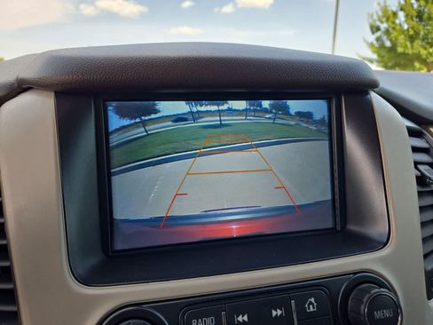 Used 2017 GMC Yukon XL Denali w/ Open Road Package RWD image 30