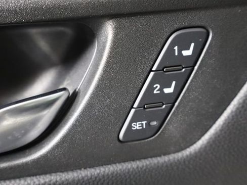 Used 2025 Honda CR-V Sport-L image 42
