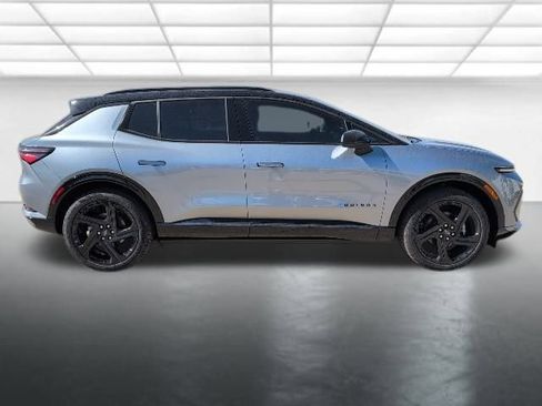 New 2026 Chevrolet Equinox EV RS image 34
