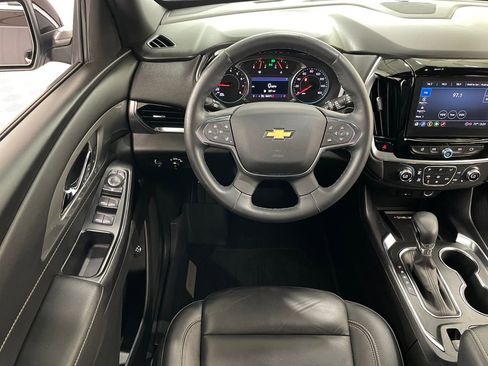 Used 2023 Chevrolet Traverse LT w/ LPO, Floor Liner Package AWD/4WD image 10