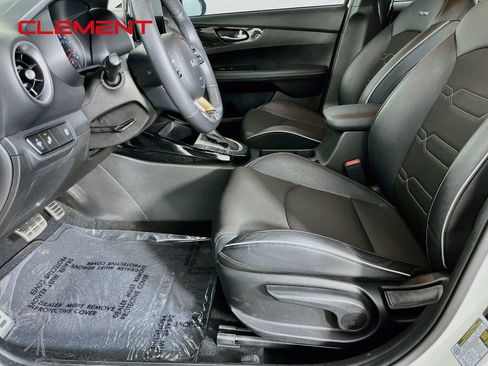 Used 2023 Kia Forte GT-Line w/ GT-Line Technology Package FWD image 26