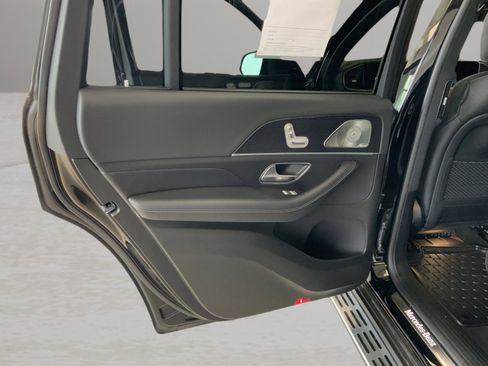 Used 2022 Mercedes-Benz GLS 450 4MATIC image 24