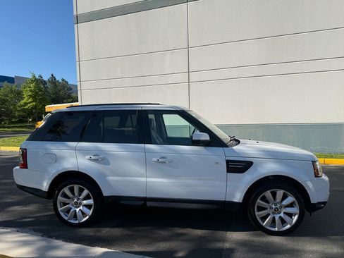 Used 2013 Land Rover Range Rover Sport HSE AWD/4WD image 10