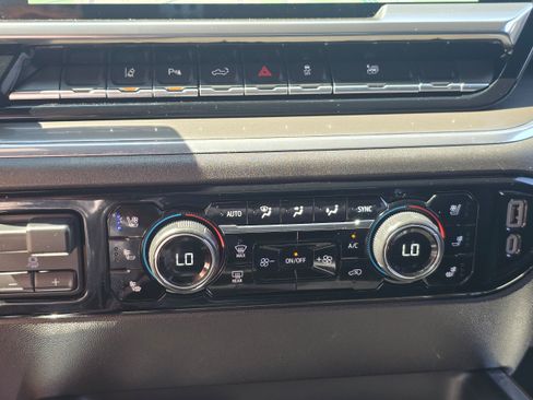 Used 2024 Chevrolet Silverado 3500 High Country w/ High Country Premium Package AWD/4WD image 12
