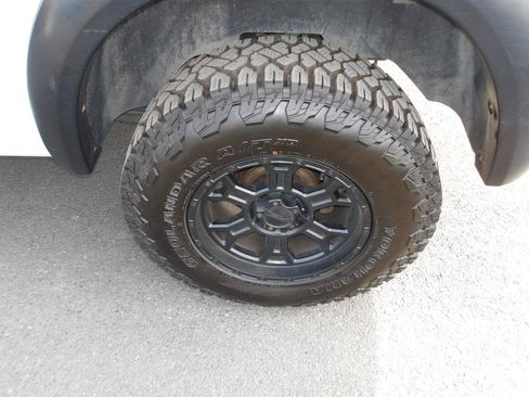 Used 2011 RAM 1500 Classic SLT AWD/4WD image 25