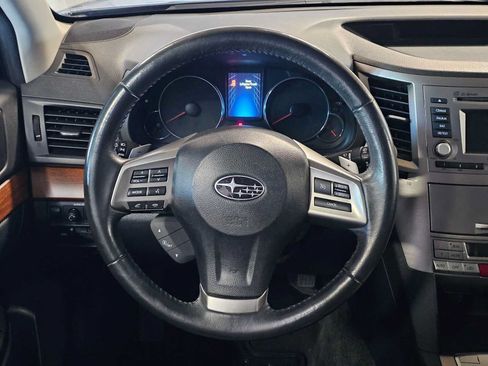 Used 2013 Subaru Outback 2.5i Limited w/ Moonroof Pkg AWD/4WD image 20