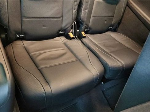 Used 2025 Mercedes-Benz GLS 450 GLS 450 image 29