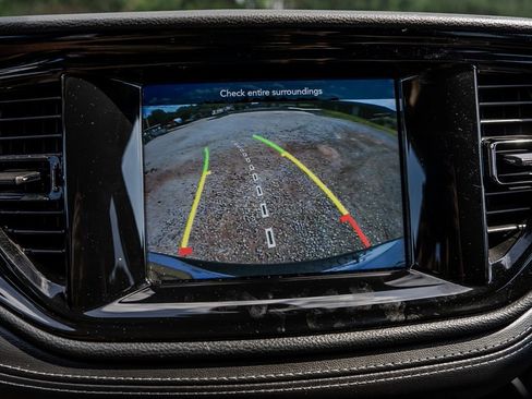 Used 2021 Dodge Durango GT RWD image 21