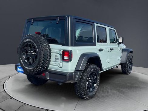 Used 2023 Jeep Wrangler Unlimited w/ Cold Weather Group image 5