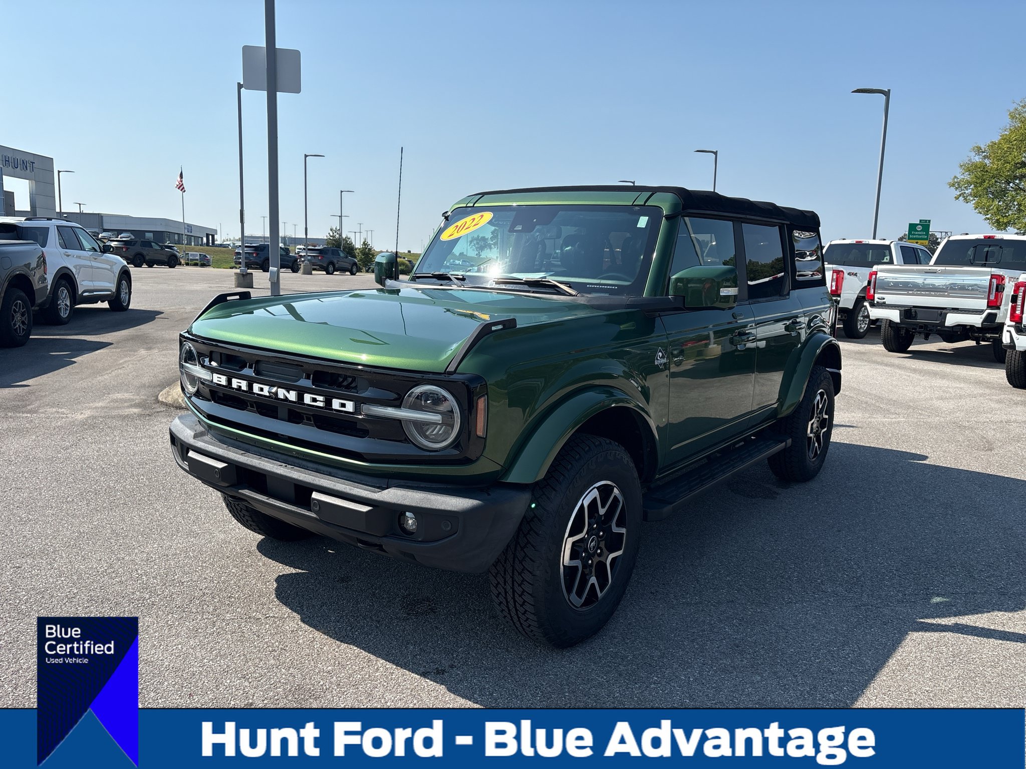 Certified 2022 Ford Bronco Outer Banks AWD/4WD image 1