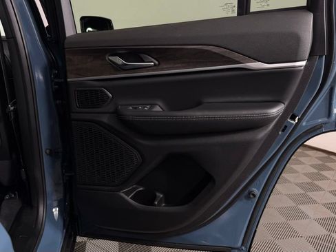 New 2026 Jeep Grand Cherokee Limited AWD/4WD image 29