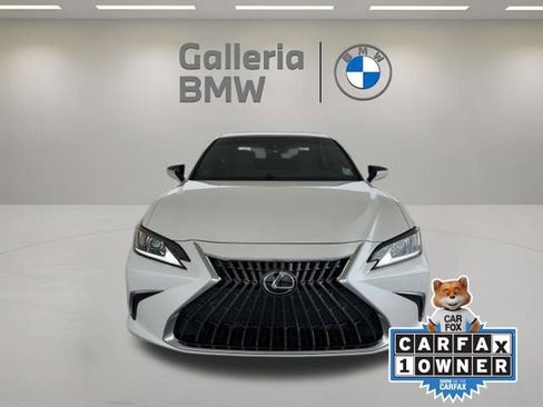 Used 2024 Lexus ES 350 w/ Technology Package FWD image 3