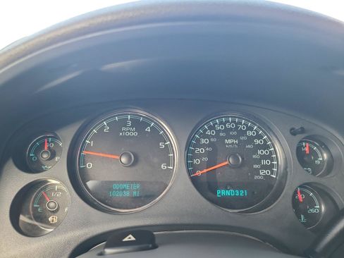 Used 2008 Chevrolet Avalanche LTZ w/ LTZ Preferred Equipment Group RWD image 13