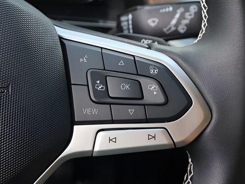 Certified 2026 Volkswagen Atlas SE AWD/4WD image 24