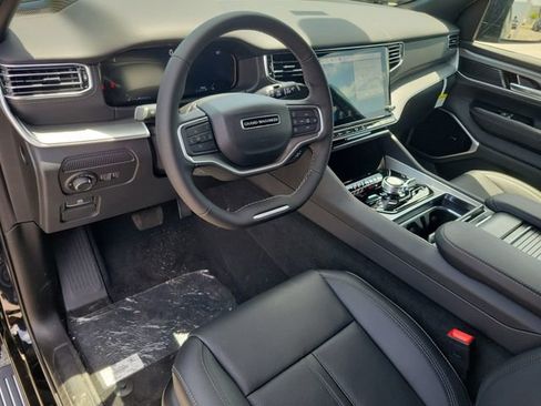 New 2026 Jeep Grand Wagoneer L Limited AWD/4WD image 16