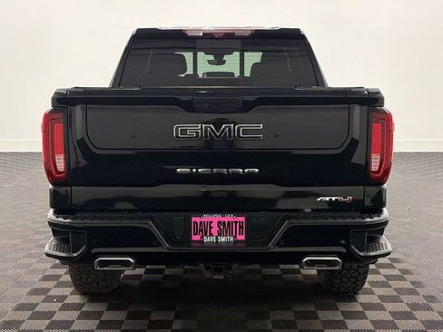 Used 2021 GMC Sierra 1500 AT4 w/ AT4 Premium Package AWD/4WD image 10