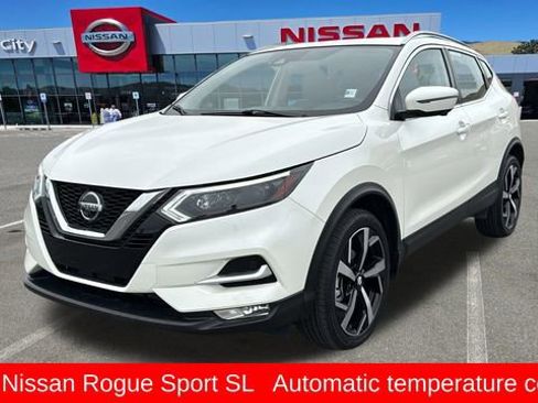 Used 2022 Nissan Rogue Sport SL w/ Premium Package image 7