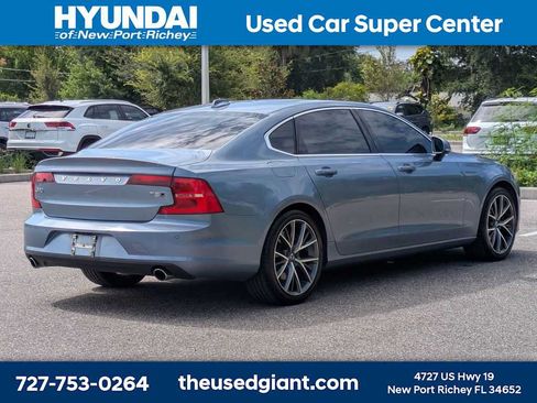Used 2018 Volvo S90 T5 Momentum w/ Convenience Package AWD/4WD image 5