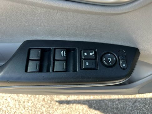 Used 2014 Honda Civic LX image 27