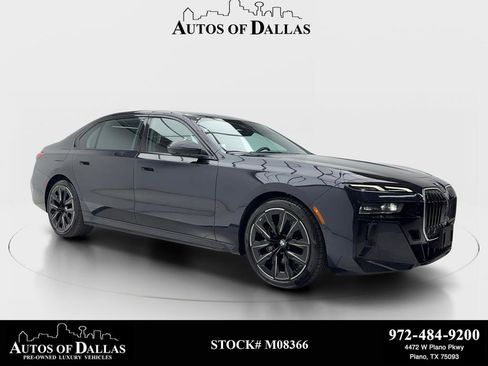 Used 2023 BMW 740i w/ Luxury Rear Seating Package RWD image 1