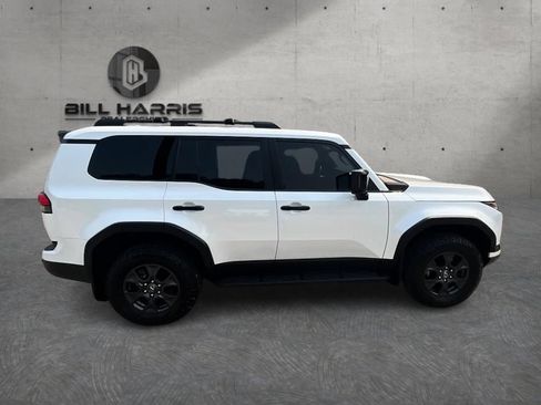 Used 2024 Lexus GX 550 AWD/4WD image 5