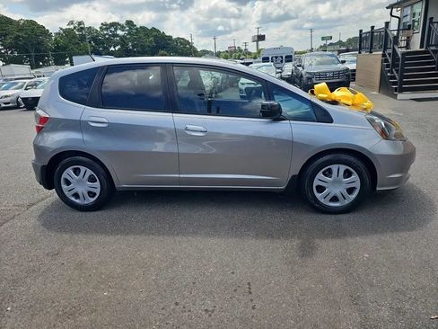 Used 2010 Honda Fit image 6