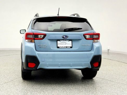 Used 2022 Subaru Crosstrek 2.0i image 6
