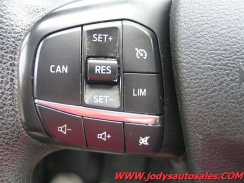 Used 2021 Ford Transit 350 Low Roof RWD image 18