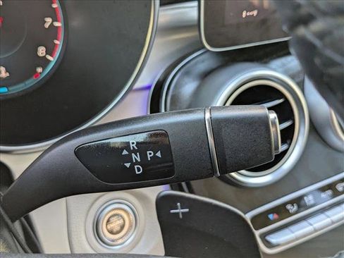 Used 2023 Mercedes-Benz GLC 300 4MATIC Coupe image 13