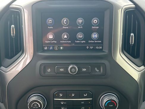 Used 2025 Chevrolet Silverado 2500 Custom w/ Custom Value Package image 28