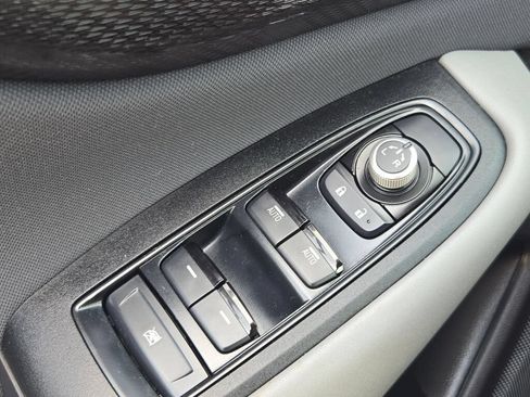 Used 2023 Subaru Outback Premium AWD/4WD image 27