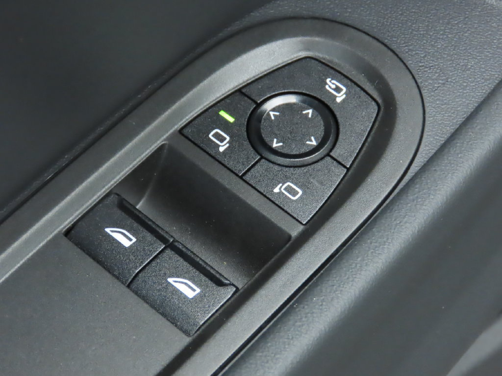 Used 2026 MINI Cooper 2-Door Hardtop FWD image 26