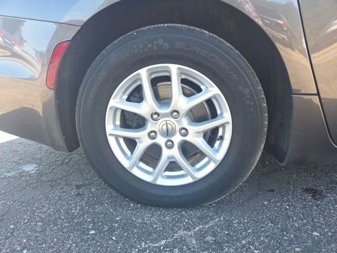 Used 2022 Chrysler Pacifica Touring-L FWD image 30