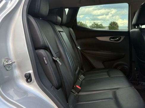 Used 2020 Nissan Rogue Sport SL w/ Premium Package FWD image 14