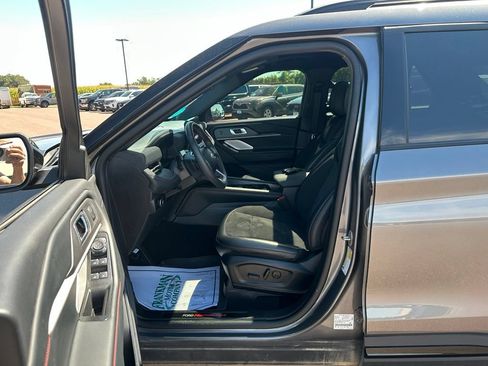 Used 2025 Ford Explorer ST w/ Sun And Sound Package AWD/4WD image 10