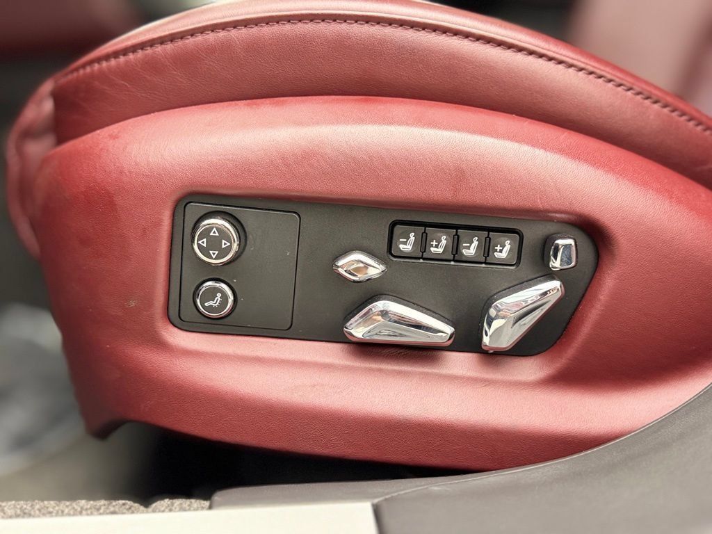 Used 2020 Bentley Flying Spur W12 AWD/4WD image 7