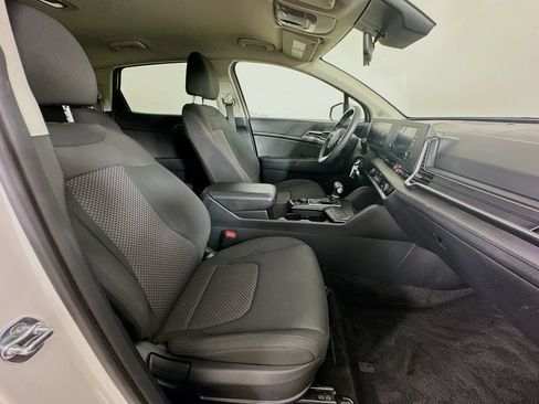 Used 2023 Kia Sportage LX FWD image 39
