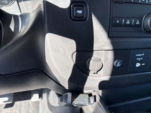 New 2025 Chevrolet Express 3500 w/ Power Convenience Package image 27