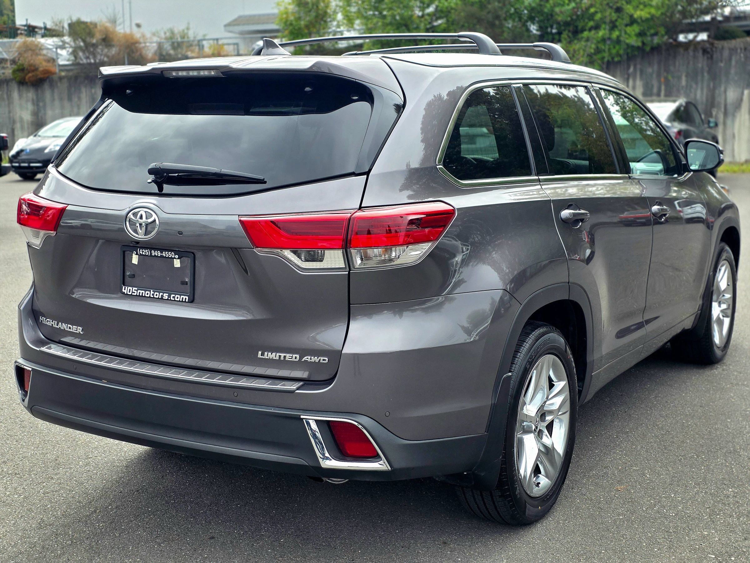 Used 2019 Toyota Highlander Limited AWD/4WD image 12